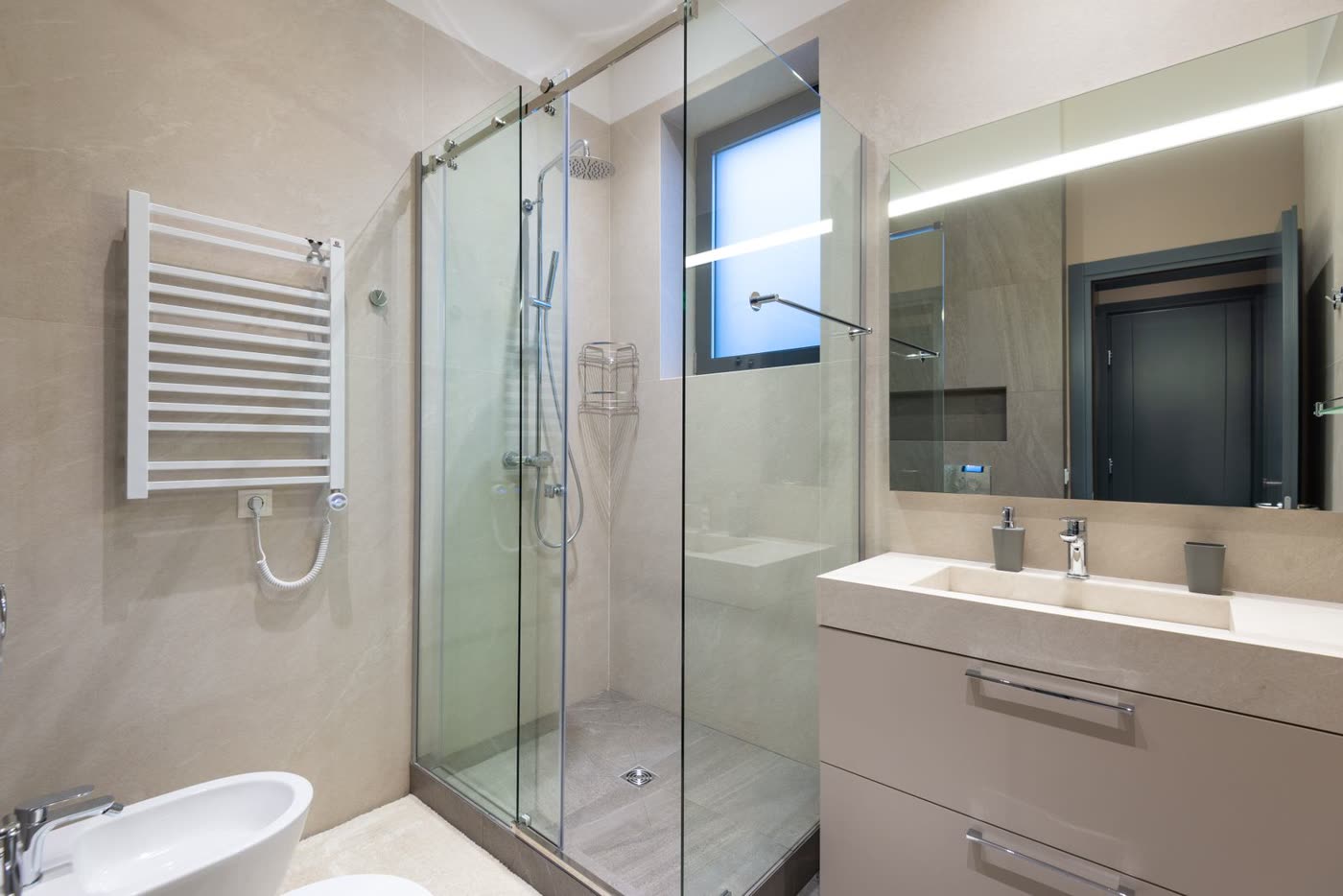 Salle de bains refaite avec douche à l'italienne